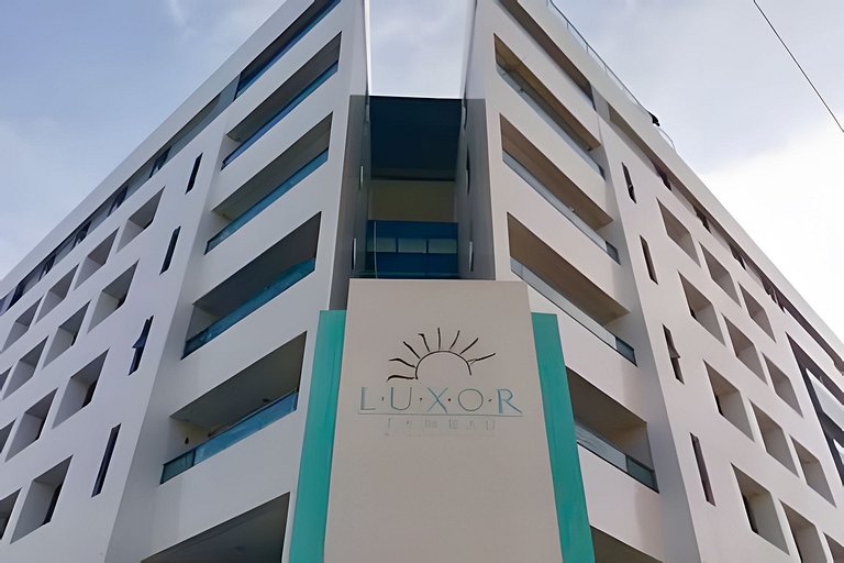 Flat 2 quartos próximo ao mar no Luxor Tambaú