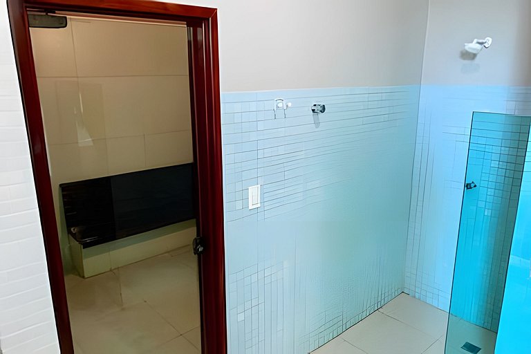 Flat 2 quartos com cama king no Luxor Tambaú