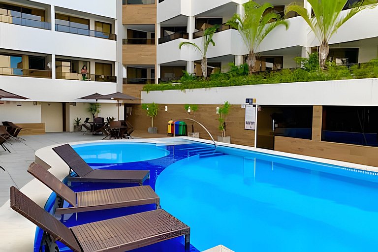 Apto luxuoso em hotel com café da manhã incluso