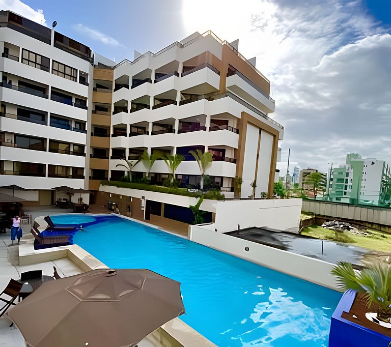 Flat com vista da piscina com café incluso