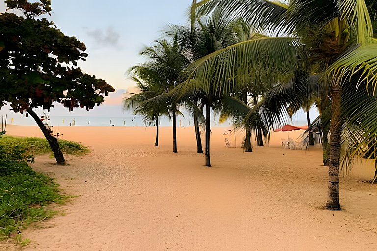 Flat com vista da piscina com café incluso