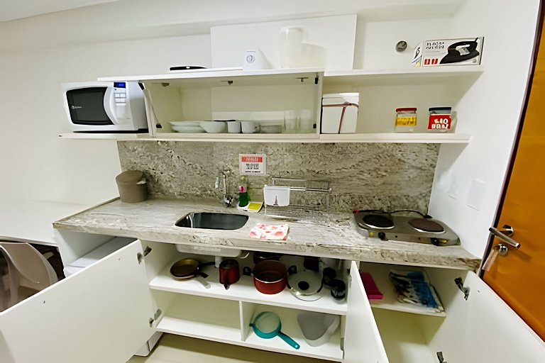 Flat com vista da piscina com café incluso