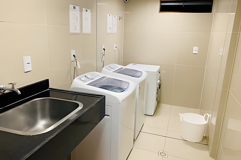 Apt amplo em luxuoso Hotel com café incluso