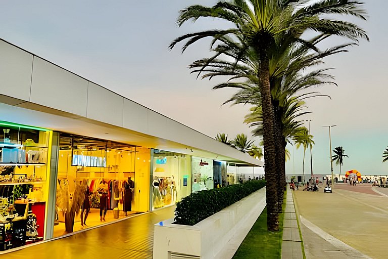 Apto 2q vista mar e piscina no Solar com café