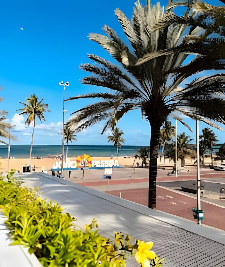 Luxo beira-mar no ponto mais nobre - café incluso
