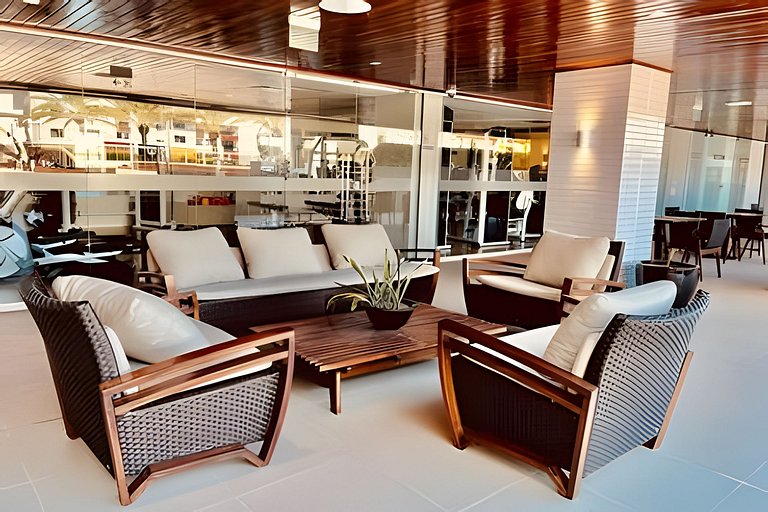 Luxo beira-mar no ponto mais nobre - café incluso