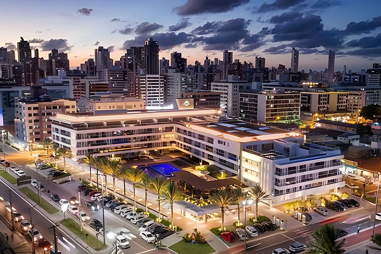 Luxo beira-mar no ponto mais nobre - café incluso