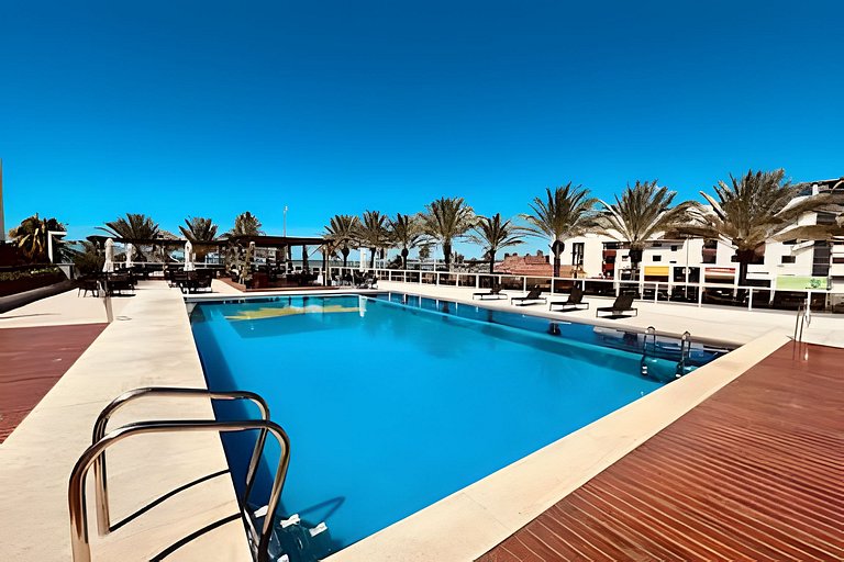 Apto Luxo 2 quartos com café incluso