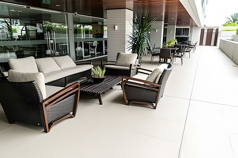 Lindo ap com terraço no Solar com café incluso