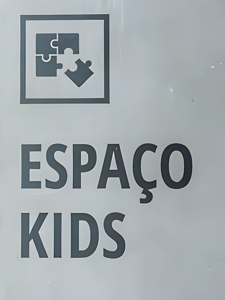 Apto moderno de 2 quartos com café incluso (2)