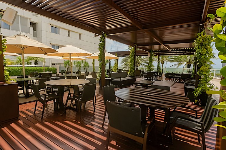 Lindo ap com terraço no Solar com café incluso