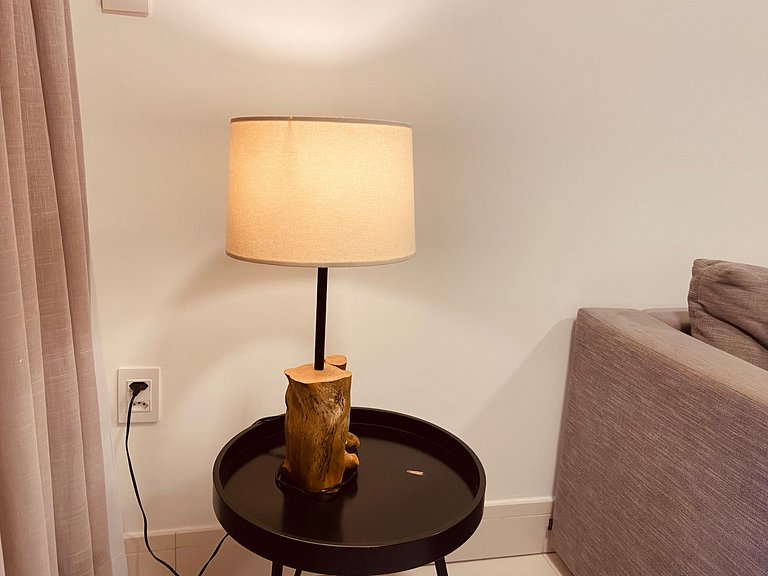 Apto moderno de 2 quartos com café incluso (1)