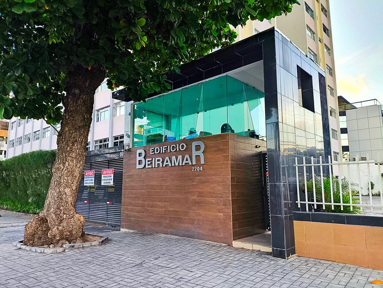 Apto aconchegante de 2 quartos no Beira Mar