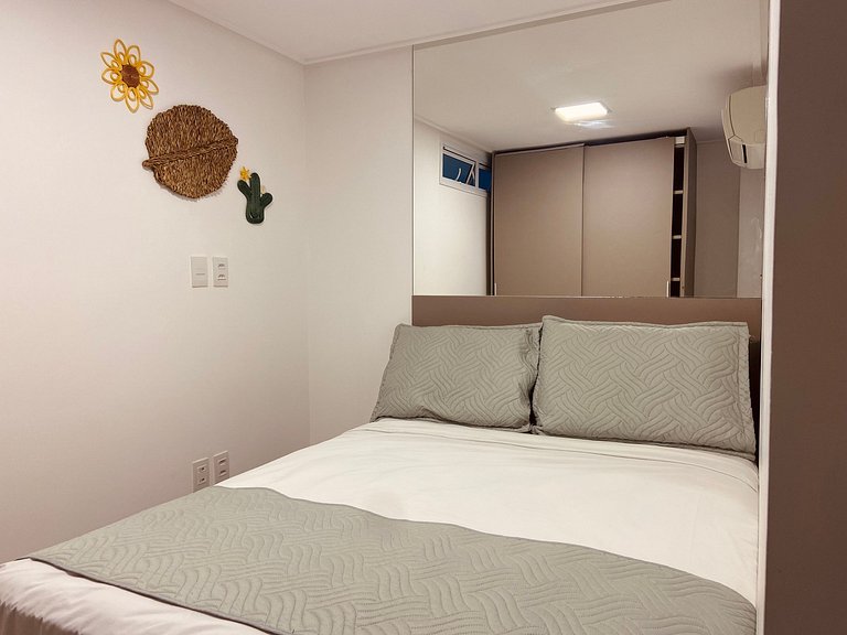 Lindo apto de 2 quartos no Solar com café incluso