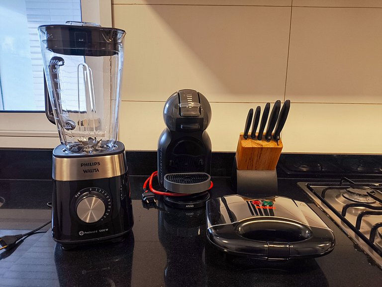 Apto Espaçoso de 1q com vista mar - café incluso