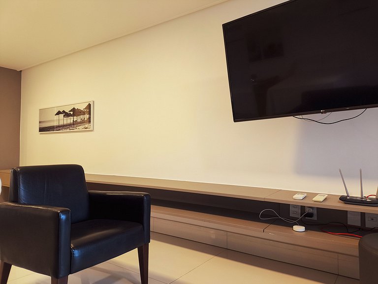 Apt Studio Grande com vista piscina - café incluso