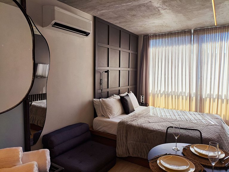Apartamento All Black no Setai Yacht