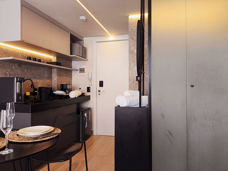 Apartamento All Black no Setai Yacht