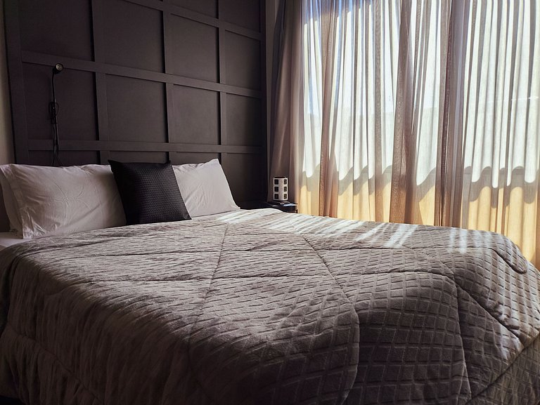 Apartamento All Black no Setai Yacht