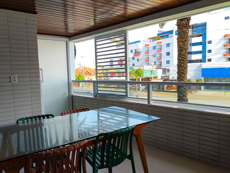 Apt espaçoso com vista para o mar com café incluso