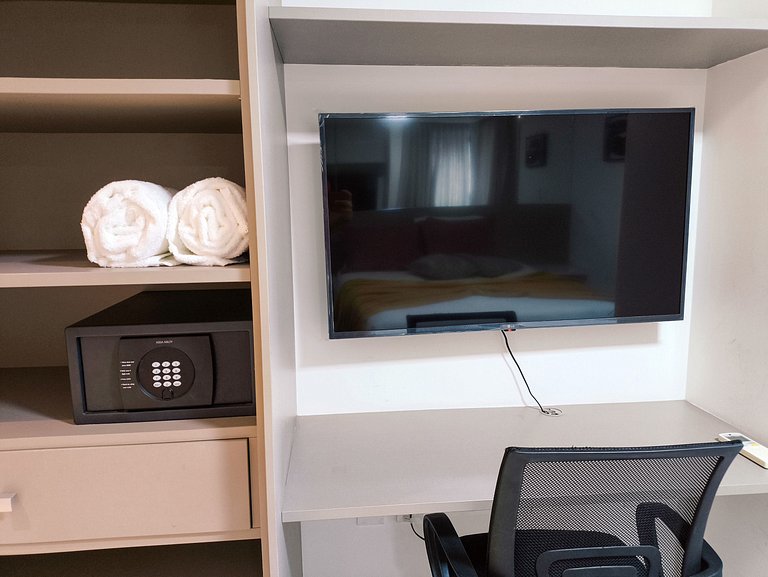 Apto Luxo 2 quartos com café incluso