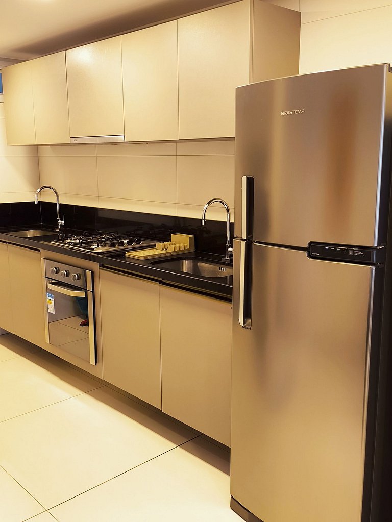 Apto moderno de 2 quartos com café incluso (1)