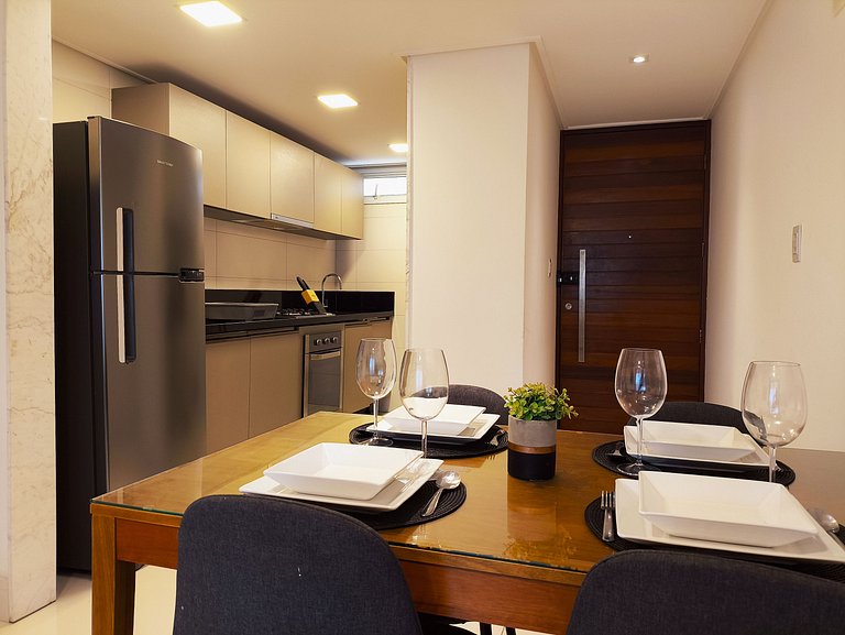 Ap 2 quartos com vista para o mar com café incluso