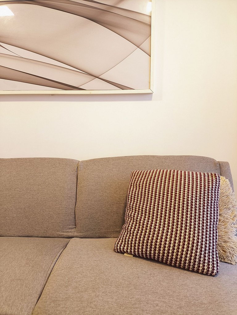 Ap 2 quartos com vista para o mar com café incluso