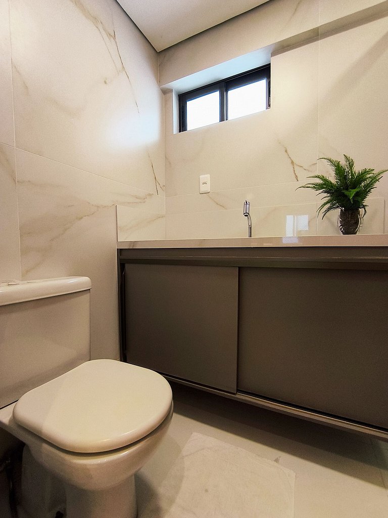 Flat 2 quartos com cama king no Luxor Tambaú