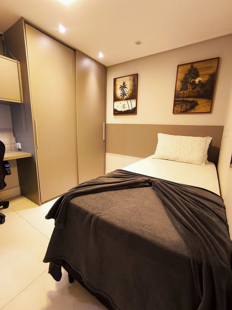 Apto 2 quartos vista mar e piscina no Solar Tambaú