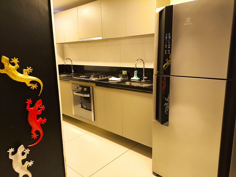 Apto 2 quartos vista mar e piscina no Solar Tambaú