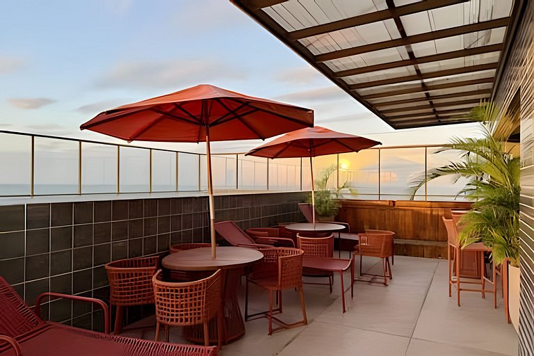 Flat Elegante com Vista Panorâmica para o Mar
