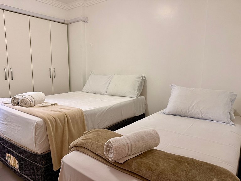 Apto 4 quartos com piscina na praia de Cabo Branco